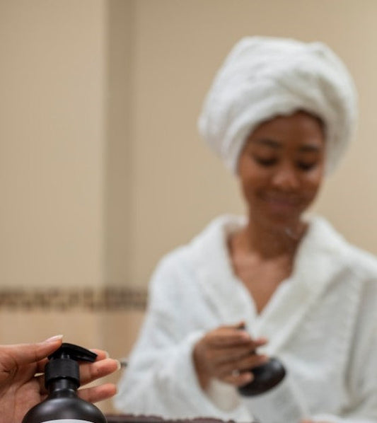 Take the Quiz: Which Honey Girl Organic Anti-Aging Gift Set Is Right for Your Skin?